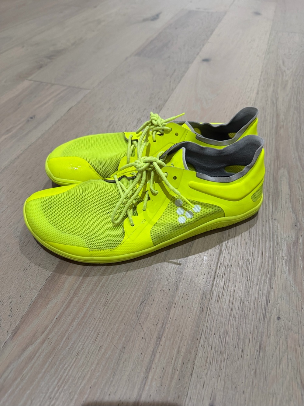 Vivobarefoot Primus Lite III minimalist training shoes